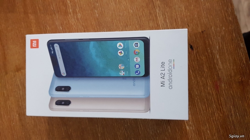 Cần bán Xiaomi A2 Lite 4/64,bảng QT, fullbox 99%, bao rẻ