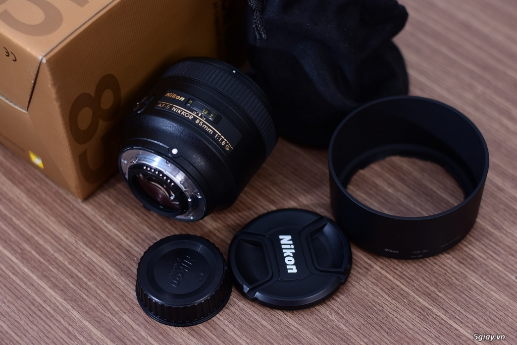 Nikon 50f/1.8G, 85f/1.8G, 18-140VR