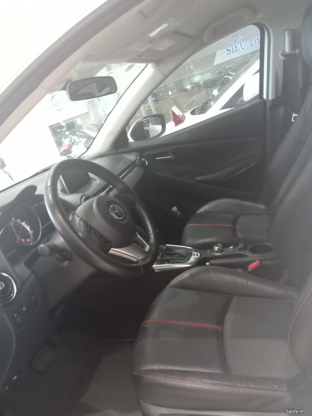 Bán ô tô Mazda 2 đời 2018, màu trắng - 1