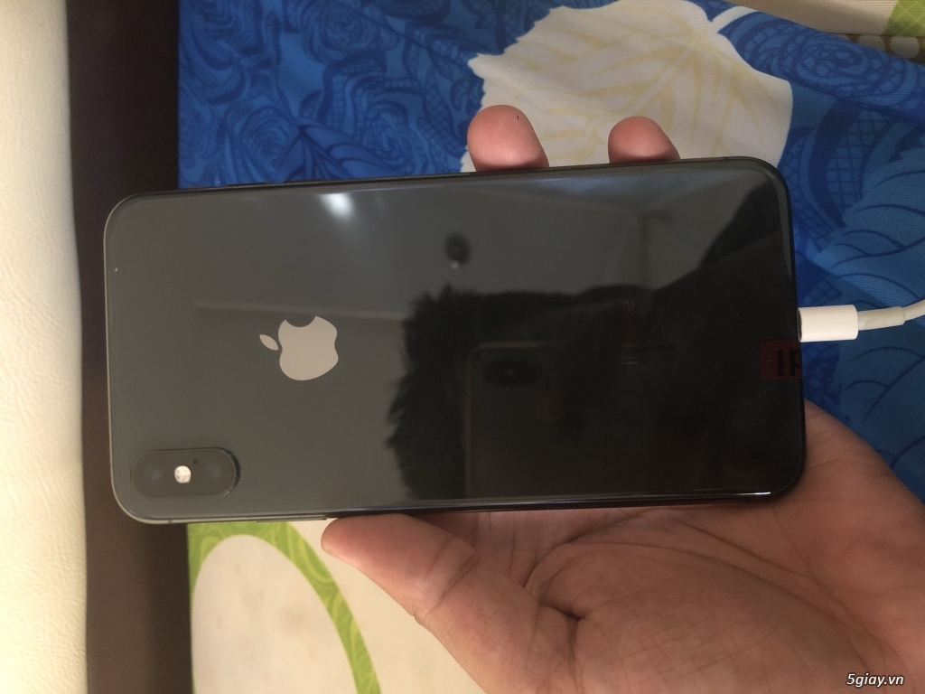 Cần bán IPhone XS Max - 2