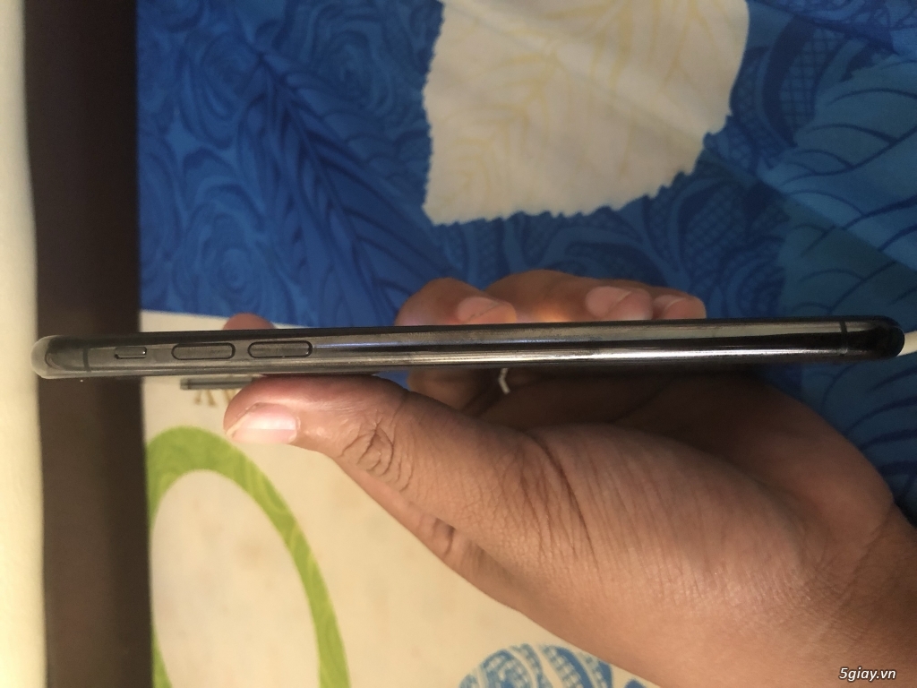 Cần bán IPhone XS Max - 1