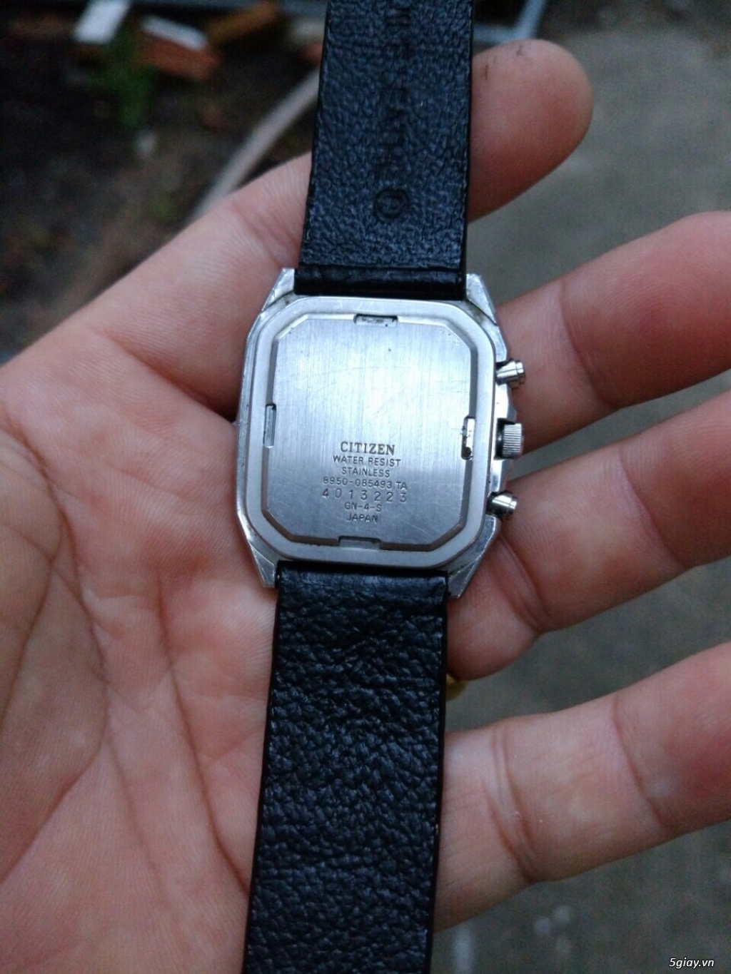 Đồng hồ Citizen 2 máy - 4