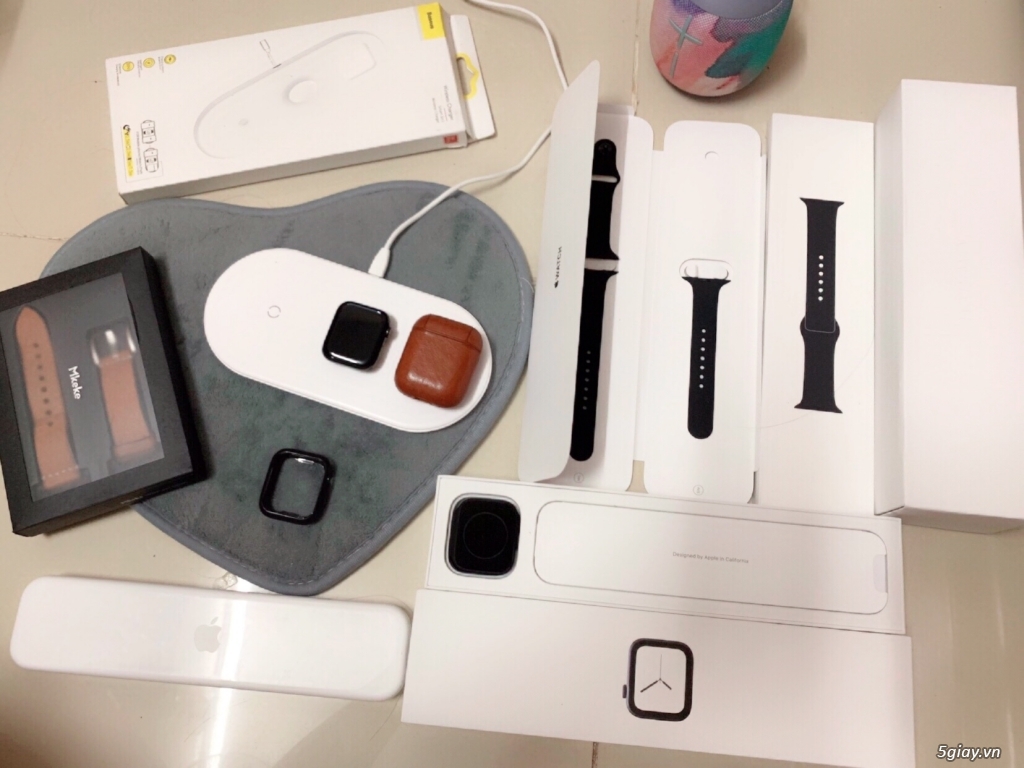 Cần bán Apple Watch SR4 thép đen 44mm full box có bill mua hàng - 5