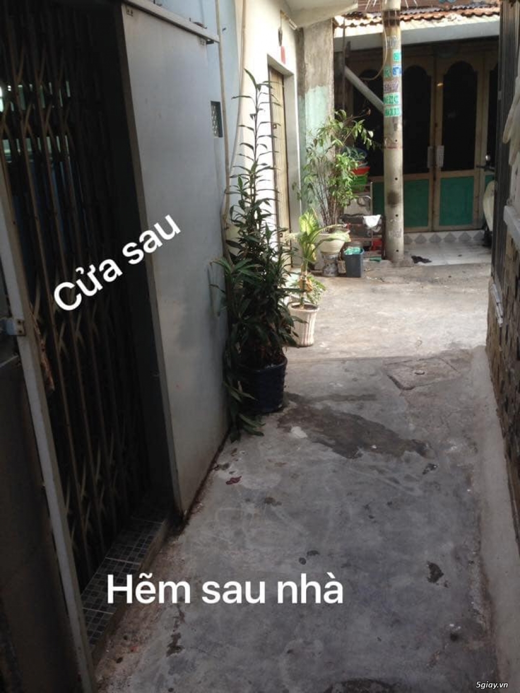 Cần tiền bán gấp nhà Quận 3