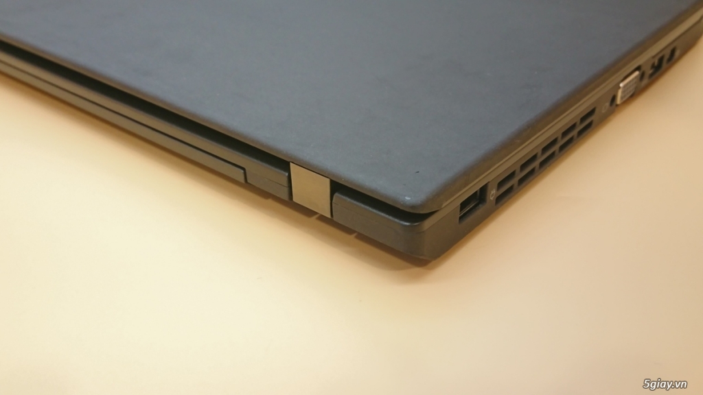 Toshiba dynabook R752/H/ i5-3340M/Ram 4GB/SSD 120GB/15.6 HD+ - 2