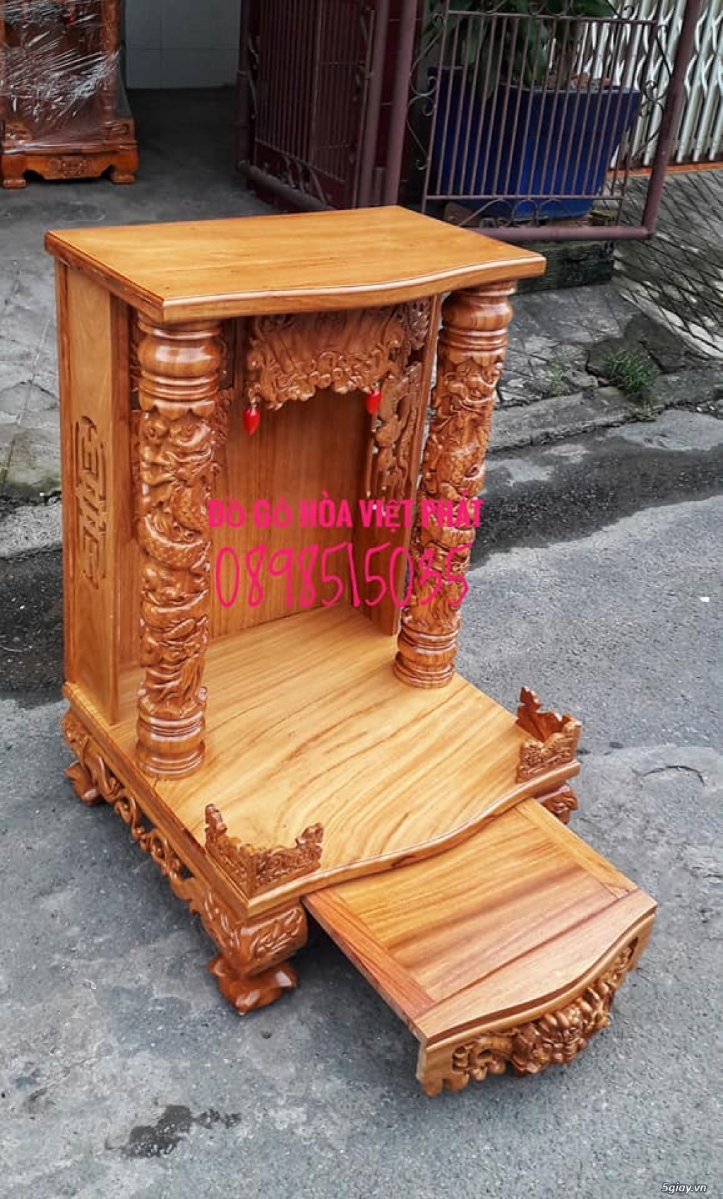 Những mẫu bàn thờ thần tài gỗ gõ đỏ mới - 14