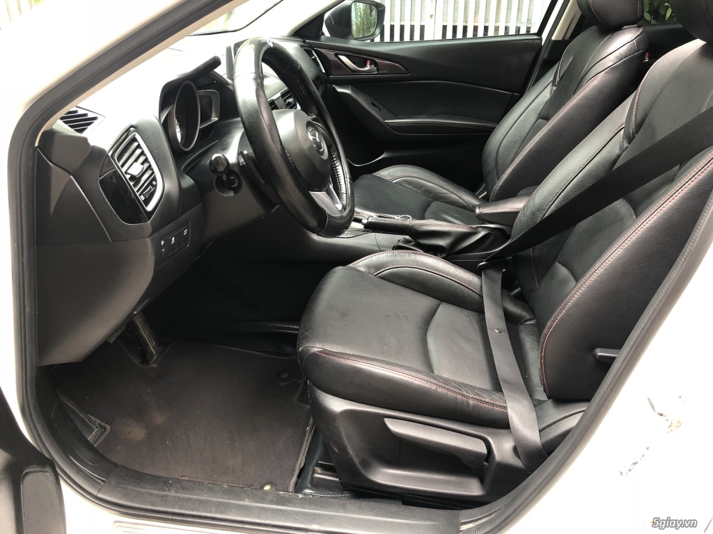 Bán Mazda 3 tự động 2018 màu trắng bản full rất ít đi. - 10