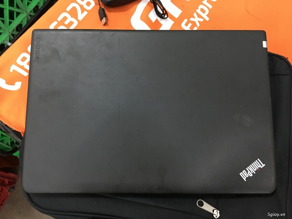 Thinkpad E560 ram8 ssd128