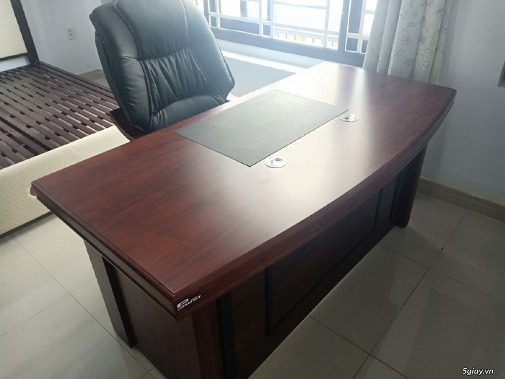 Thanh Lý Bộ Bàn Ghế Giám Đốc Giá Rẻ Tại TPHCM - 1