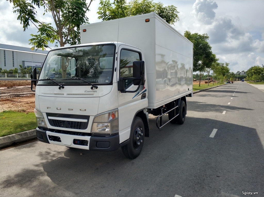 XE TẢI NHẬT BẢN MISUBISHI FUSO CANTER 4.99 - 1,9 TẤN TRẢ GÓP 80% - 2
