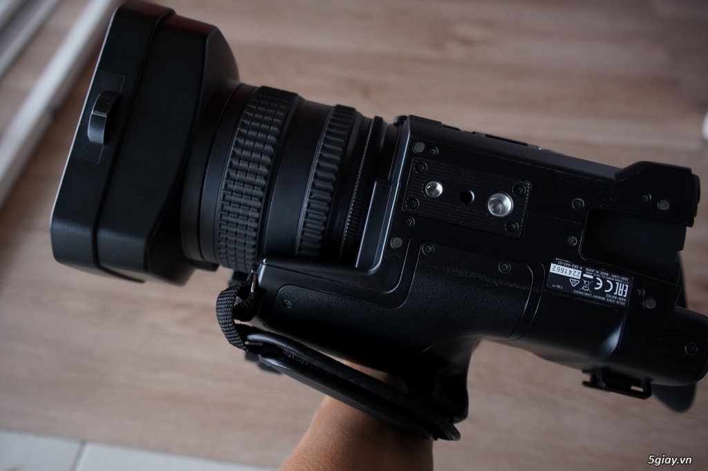 Bán nhanh máy quay Sony NX100 như mới còn bảo hành 15 tháng full fk - 3