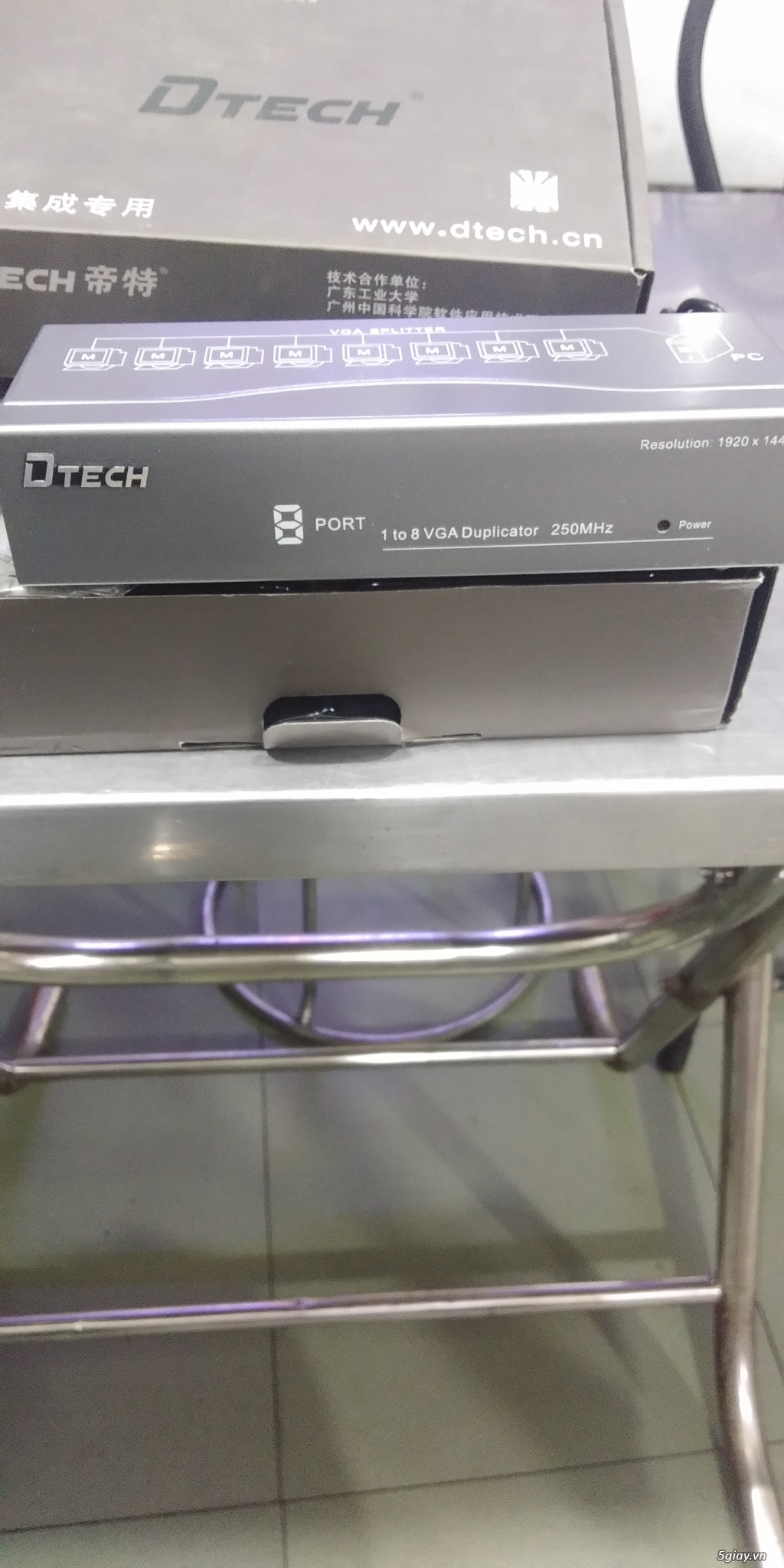 Bán mấy bộ chia VGA DTech - 5