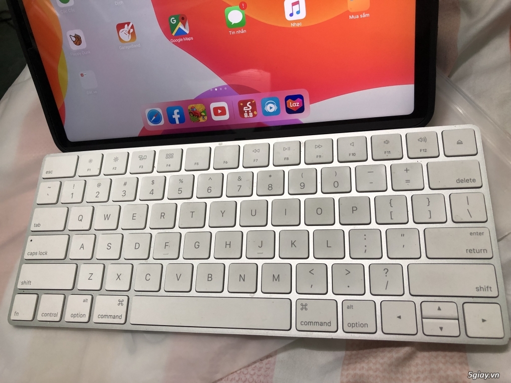 Bán magic keyboar 2 apple - 1