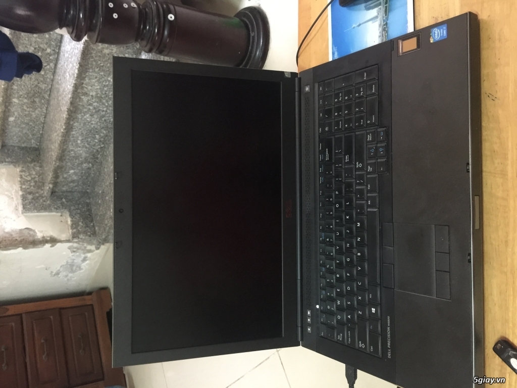 Dell precision m6800 - 1