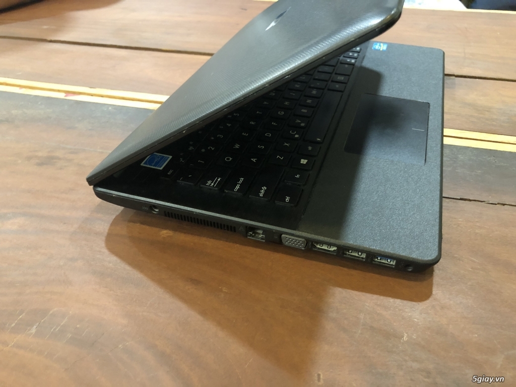 Laptop Asus X451CA (Core i3-3217U, RAM 4GB, HDD 320GB, Intel HD