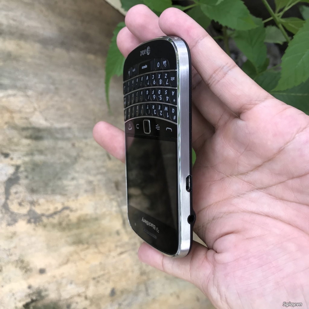 BlackBerry 9900, full bis,có camera,mới 99%,nguyên zin, BH 6 tháng - 3