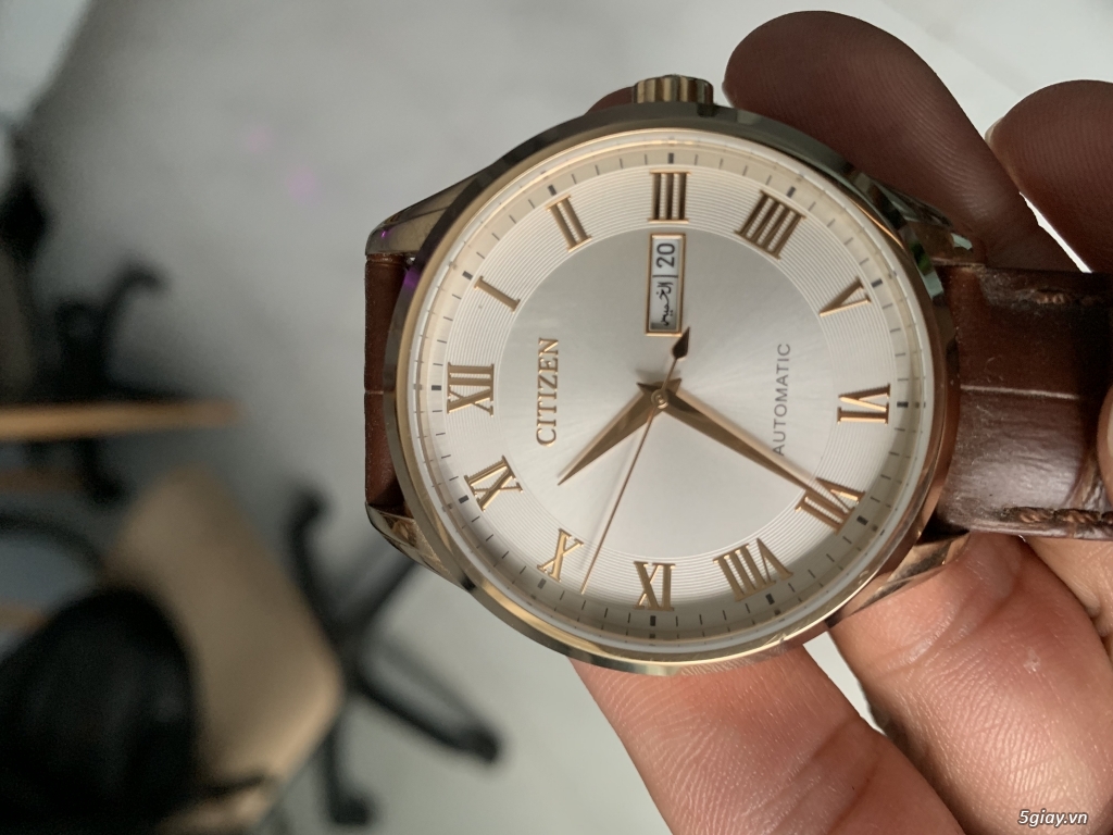 Cần bán đồng hồ Citizen tự động