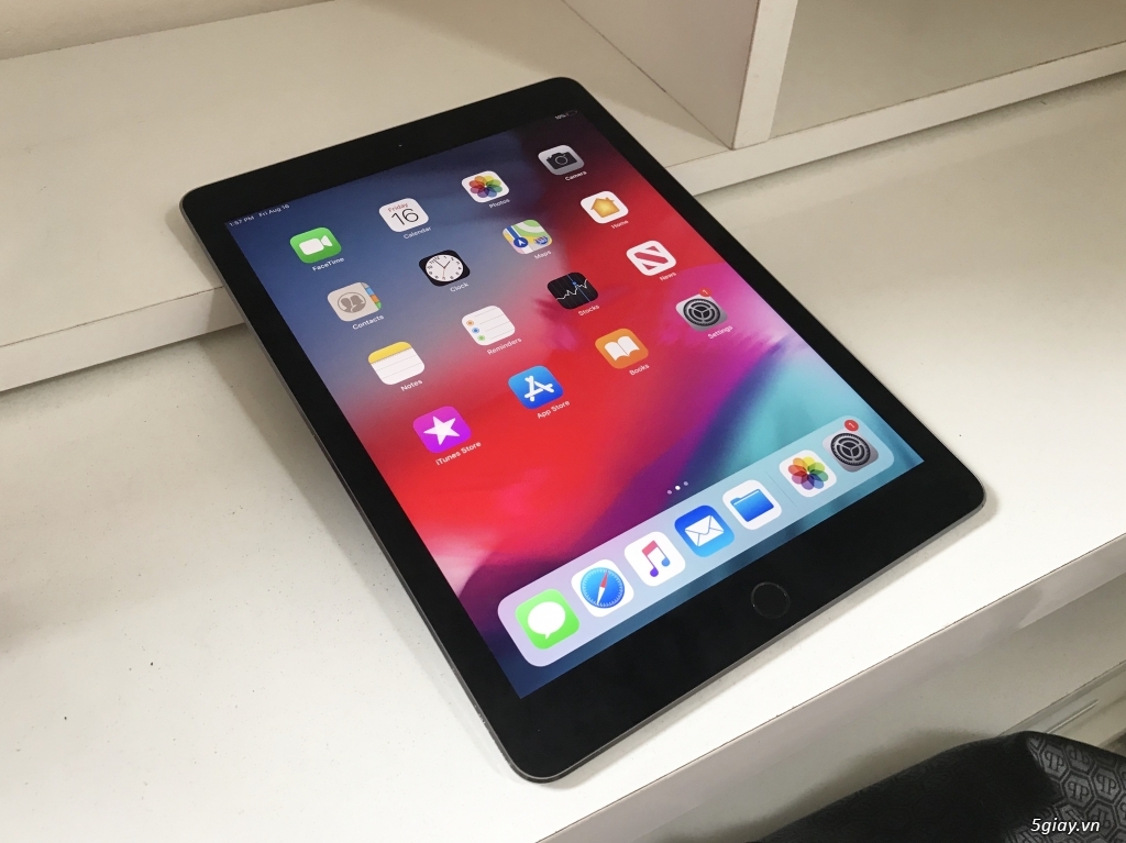 iPad Pro 9.7 inch 128gb 4G grey hàng Mỹ used giá tốt - 1