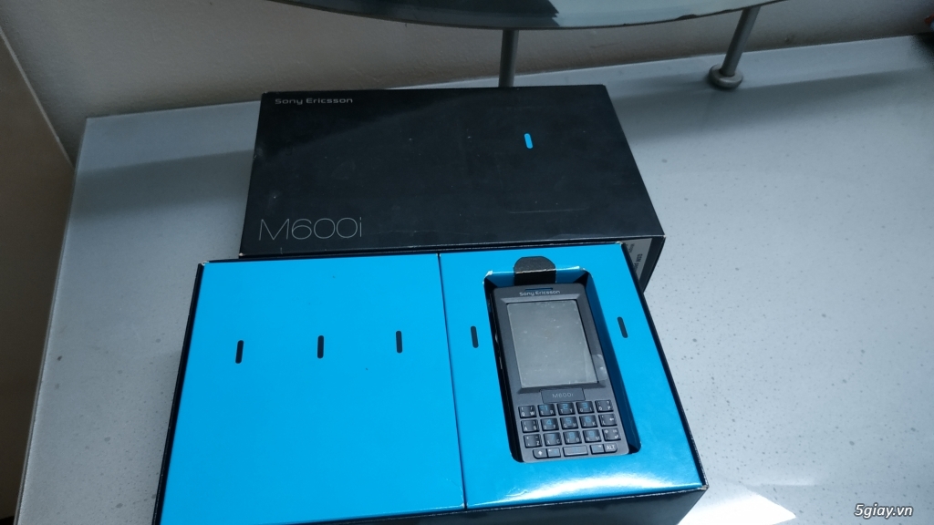 Sony Ericsson M600i Đen Mới BNIB & Nokia 6600i slide T-Mobile Đen Like - 1
