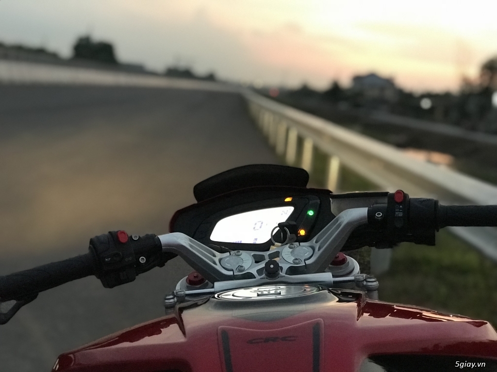Mv Agusta Dragter RR rất mới. - 9