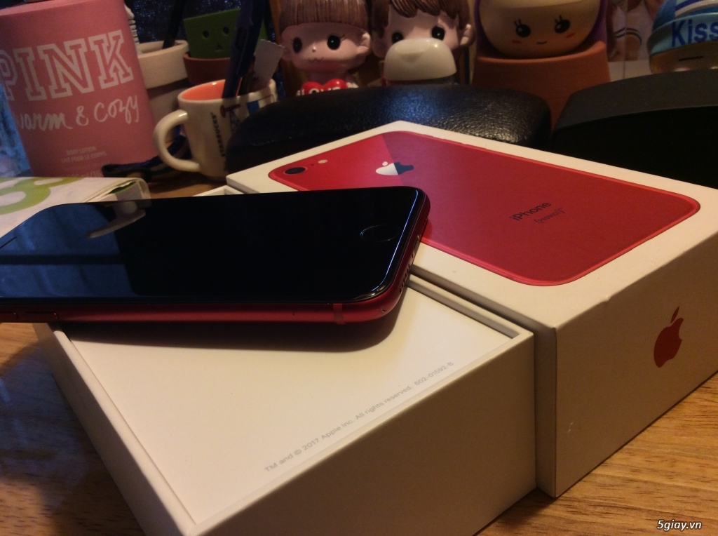Iphone 8 Red VN mới 98% pin 99%. Zin 100%
