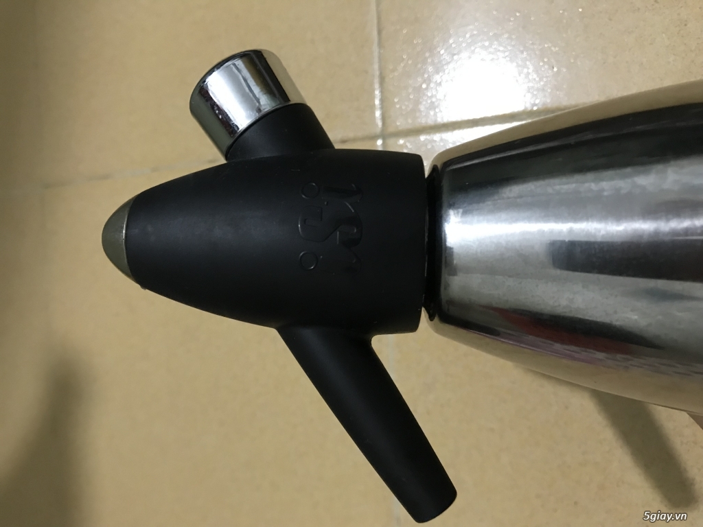 Bình xịt gas soda ISI