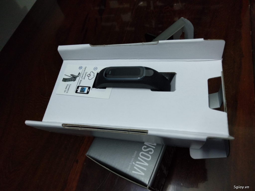 Vòng tay thông minh Garmin Vivosmart 4 Black, xách tay USA, giá 2T800 - 3