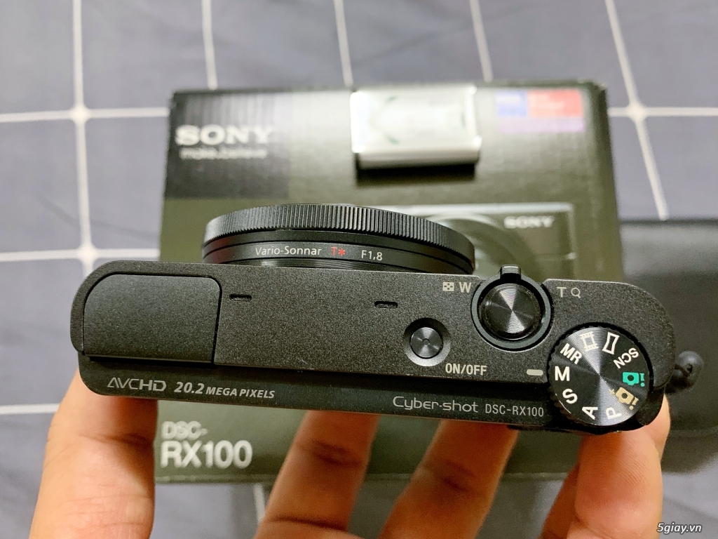 Cần bán Sony RX100 like new - 2