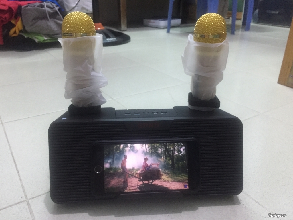 Cần bán karaoke có2mic hàng mới - 1