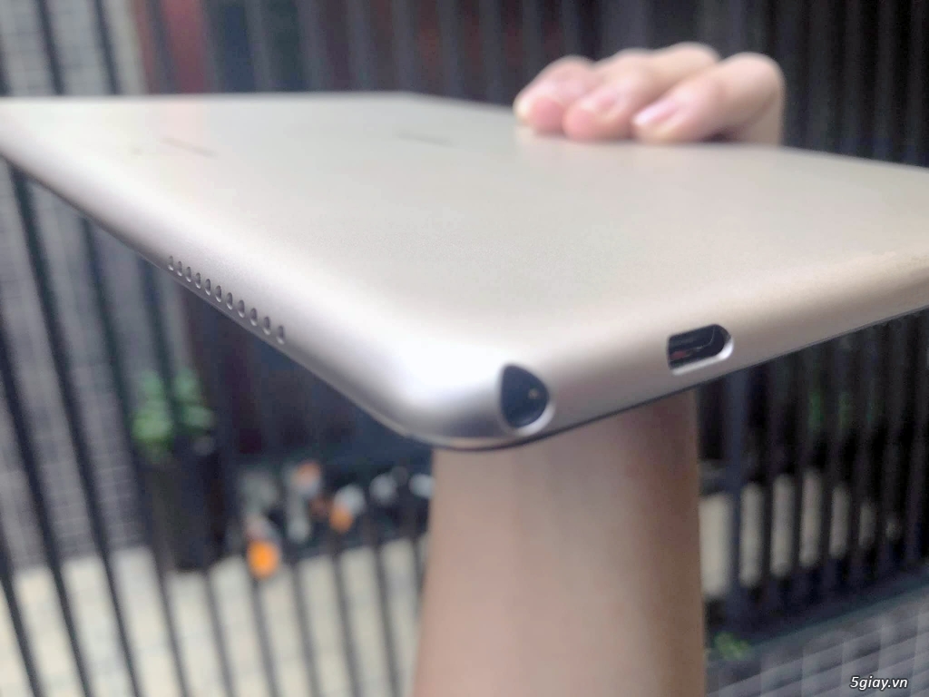 Máy tính bản Huawei M5 Lite - zin 100 % tặng sạc cáp nhanh - que chọc - 6