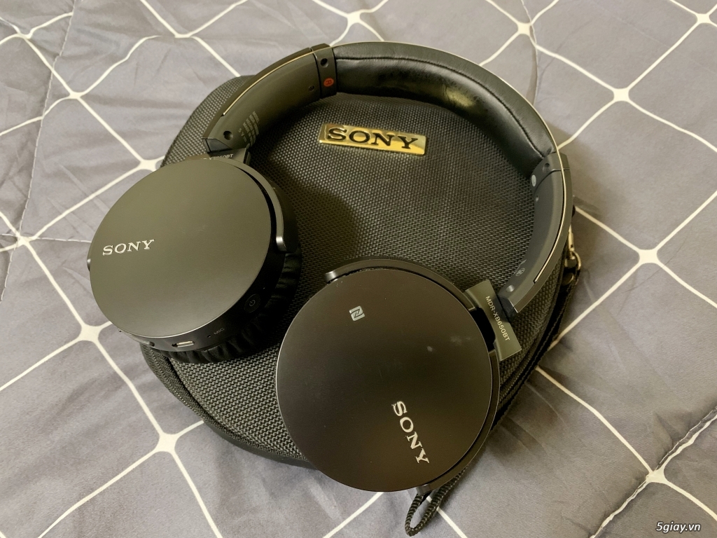 Cần bán tai nghe Bluetooth Sony - 2