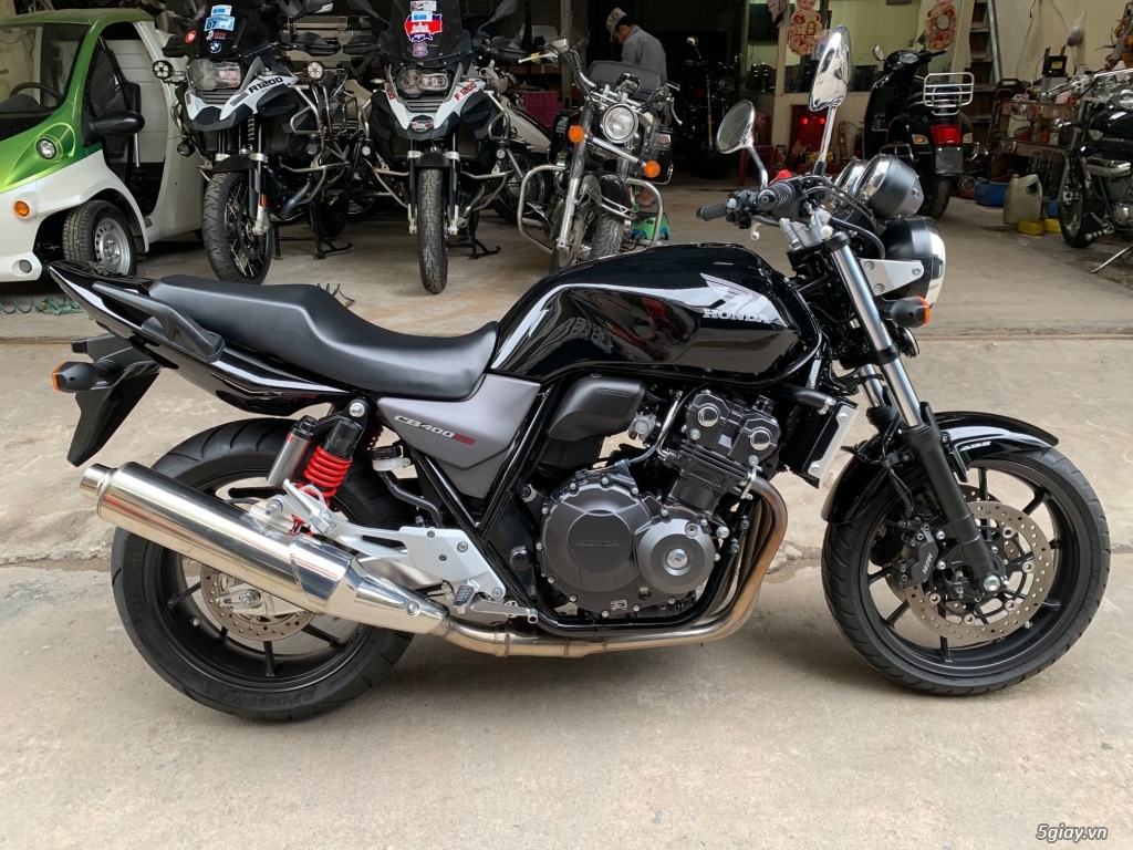 HONDA-CB-400cc-ABS-2018