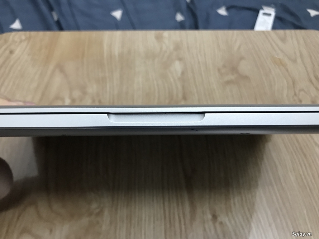 Cần bán Macbook Pro 13' 2015 MF839 máy đẹp - 1