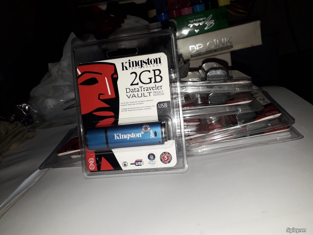 USB Kingston VAULT privacy edition