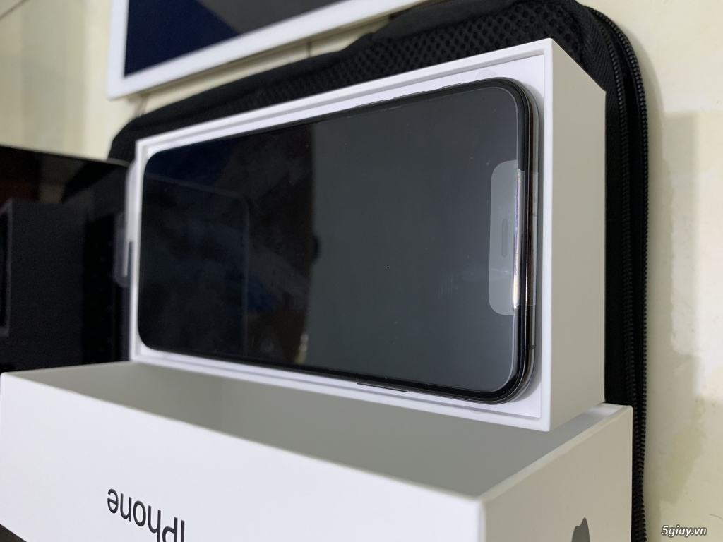 Iphone xs max lock mỹ new seal fullbox