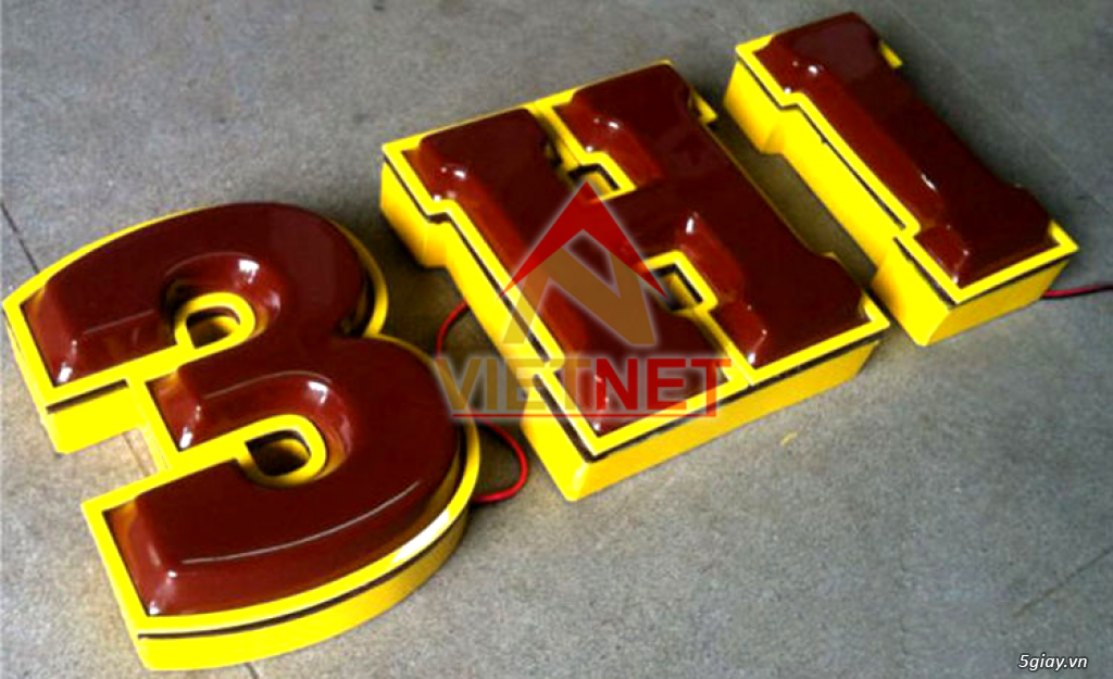 Đơn vị chuyên gia công chữ mica hút nổi chuyên nghiệp - 5