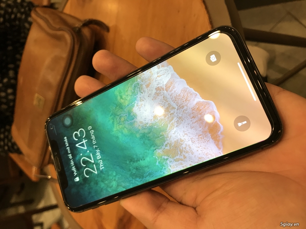 Bán iPhone X đen 64g . Quốc tế . 98% - 4