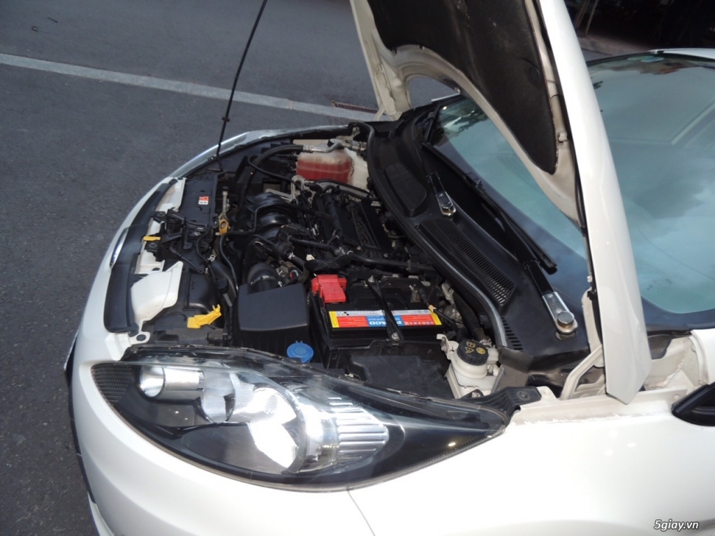 Ford Fiesta S - 5 cửa (bản FULL) màu trắng - 8