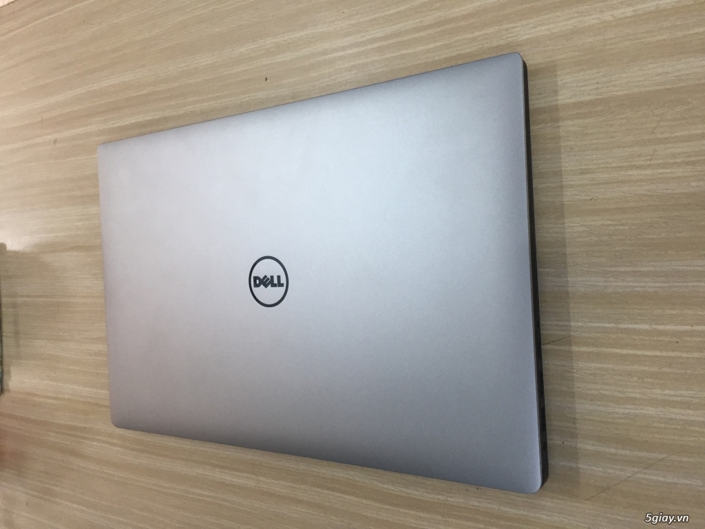 ViTinh DST - DELL Precision  5520 .Core i7 .