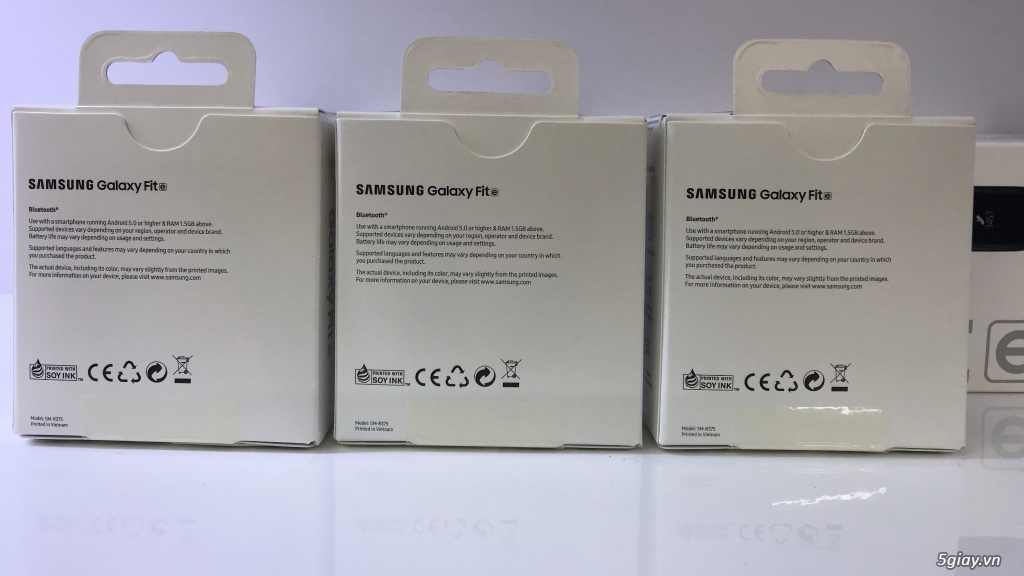 Đồng Hồ Samsung Galaxy Fit E - Hãng Phân Phối Chính Thức - 1