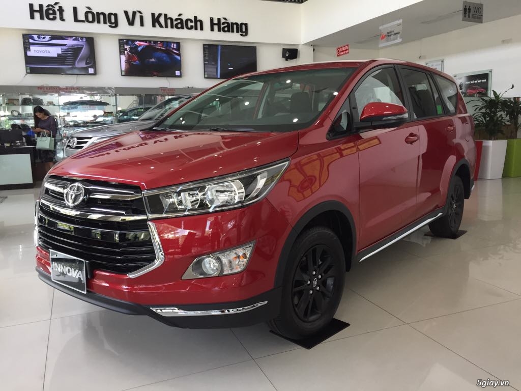 Toyota Fortuner 2019 Giá Tốt, Nhiều quà tặng hấp dẫn trong tháng - 8