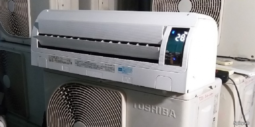 Máy lạnh cũ Toshiba 1.5hp có hiển thị nhiệt độ