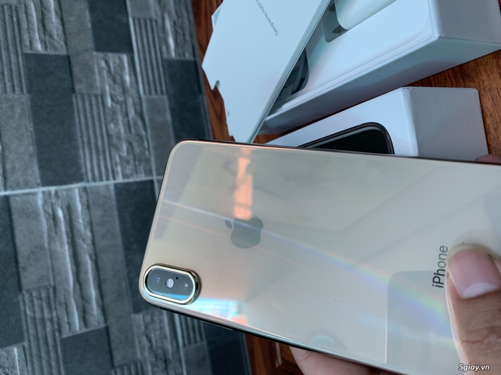 Cần bán Iphone XS Max Gold 256GB Quốc Tế Mỹ đẹp 99%