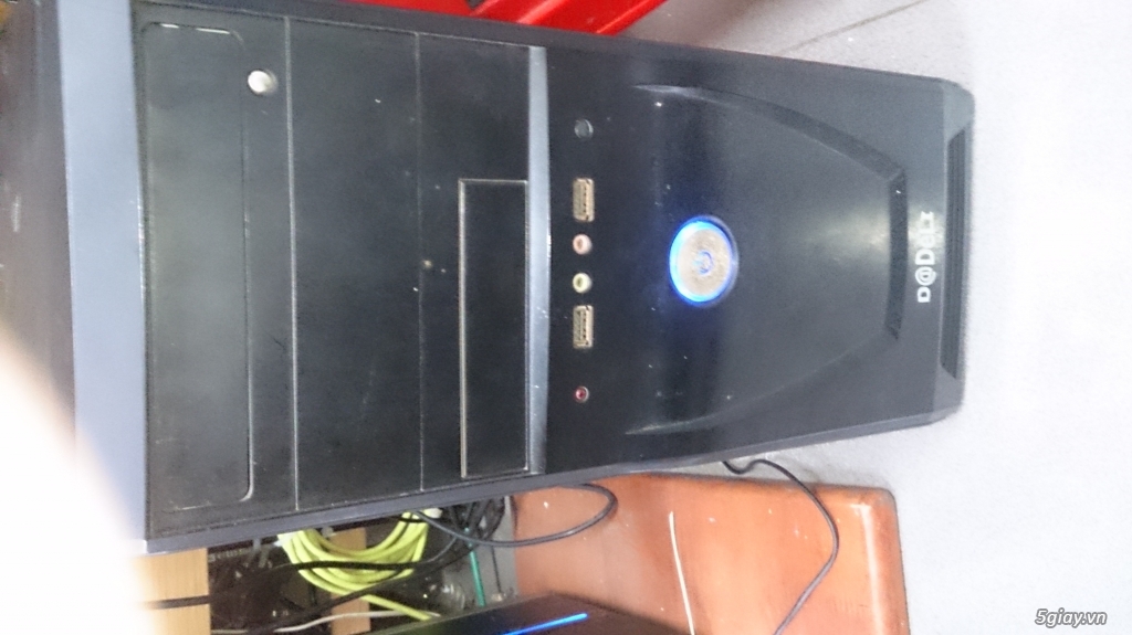 Main gigabtye h61 v5... lỗi 1 khe ram .. Thùng G31 kèm lcd 17' - 3