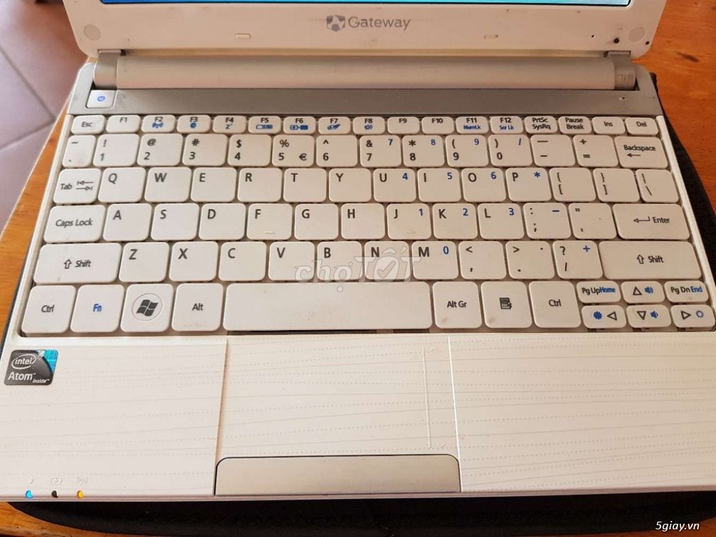 Laptop Gateway mini 10.1inch, màu trắng rất đẹp, nhỏ gọn, bỏ cốp xe, - 1