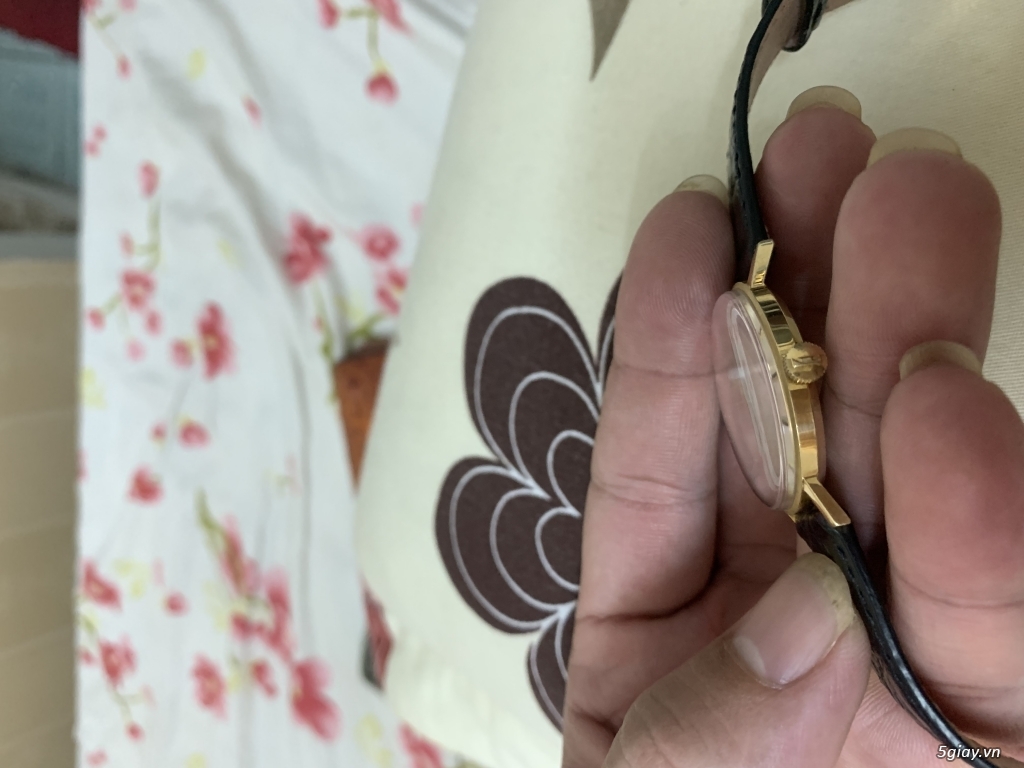 bán đồng hồ Tissot vỏ vàng 18k giá tốt