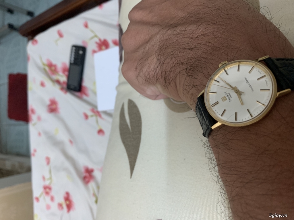 bán đồng hồ Tissot vỏ vàng 18k giá tốt - 4