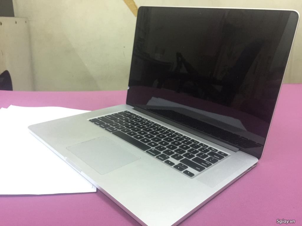 bán Macbook pro 15 2015 Core i7, ram 16gb, ssd256 - 2