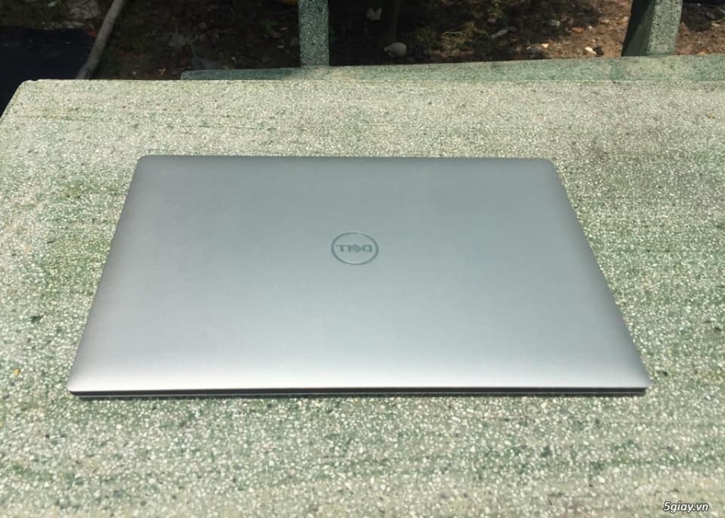 Laptop Dell XPS 15 9570- Dành riêng cho đồ họa - 2