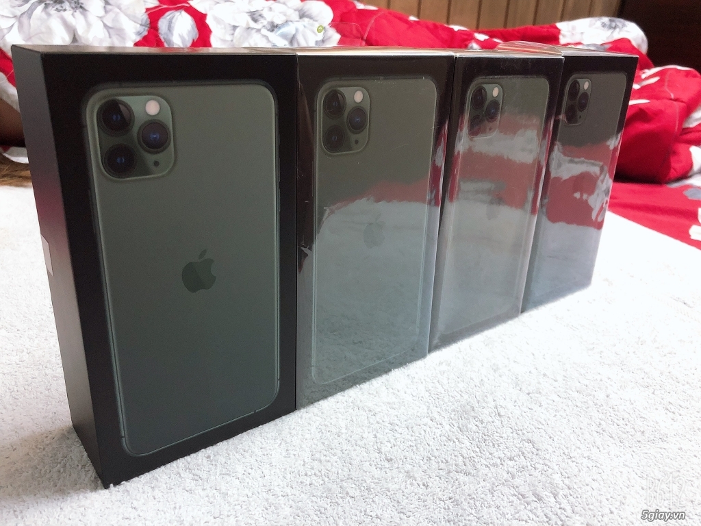 Cần bán 4 iPhone 11 Pro Max - 256GB - Midnight Green - LL/A - 2